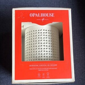 Opalhouse White Ultrasonic Oil Diffuser